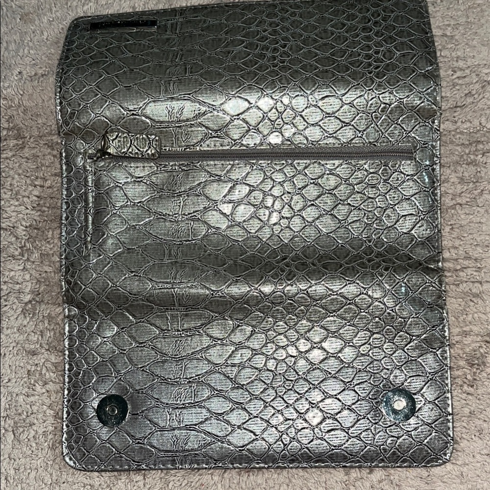 Unlisted by Kenneth Cole Production Silver Snake Print Tri-Fold Wallet - Picture 4 of 6